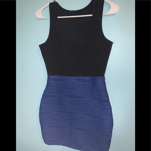 V neck body con dress💙🖤 - Picture 1 of 1
